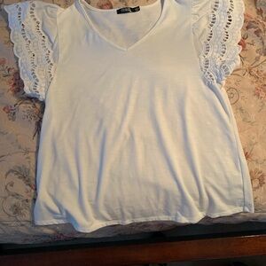 Cure. White Lace Sleeve Top